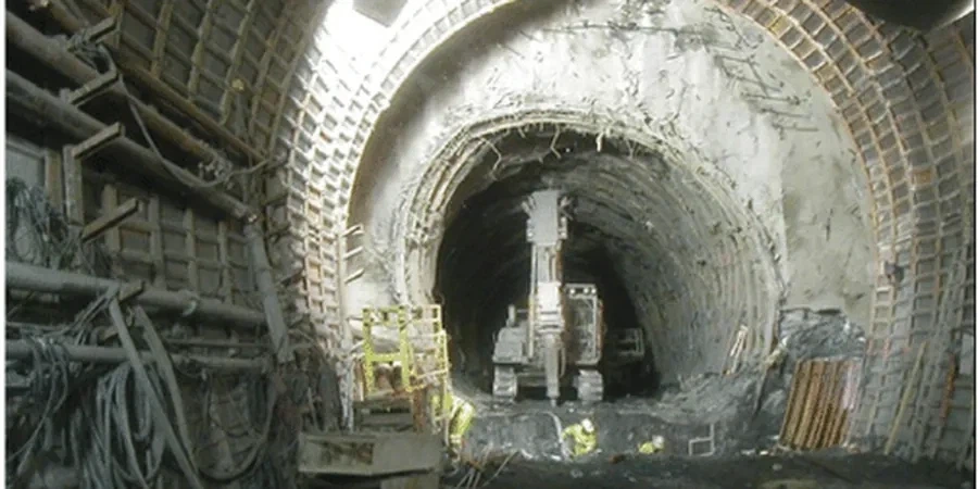 Analyse géotechnique pour tunnels en sols mous à Bastia